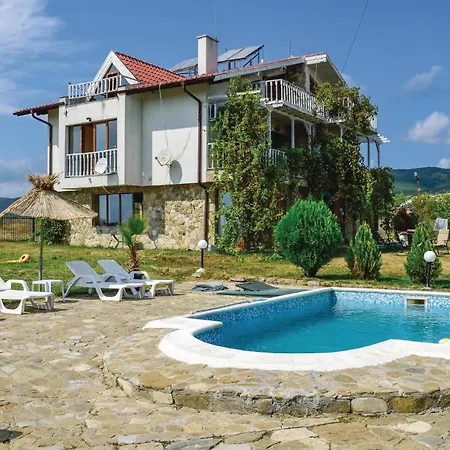 Three-bedroom Holiday In Kosharica Dom wakacyjny